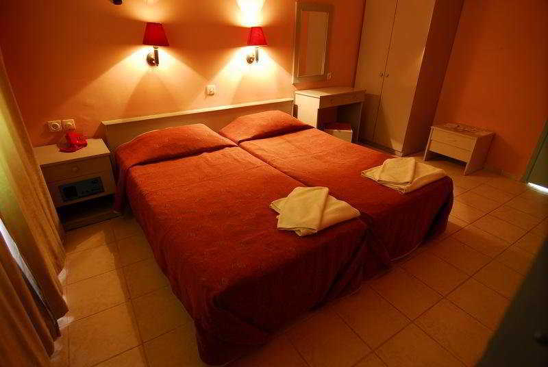 Akdeniz Apart Hotel Kusadasi Bagian luar foto