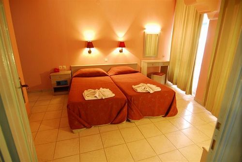 Akdeniz Apart Hotel Kusadasi Bagian luar foto